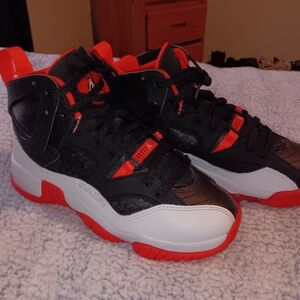 Jordan Jumpman Two Trey 🖤